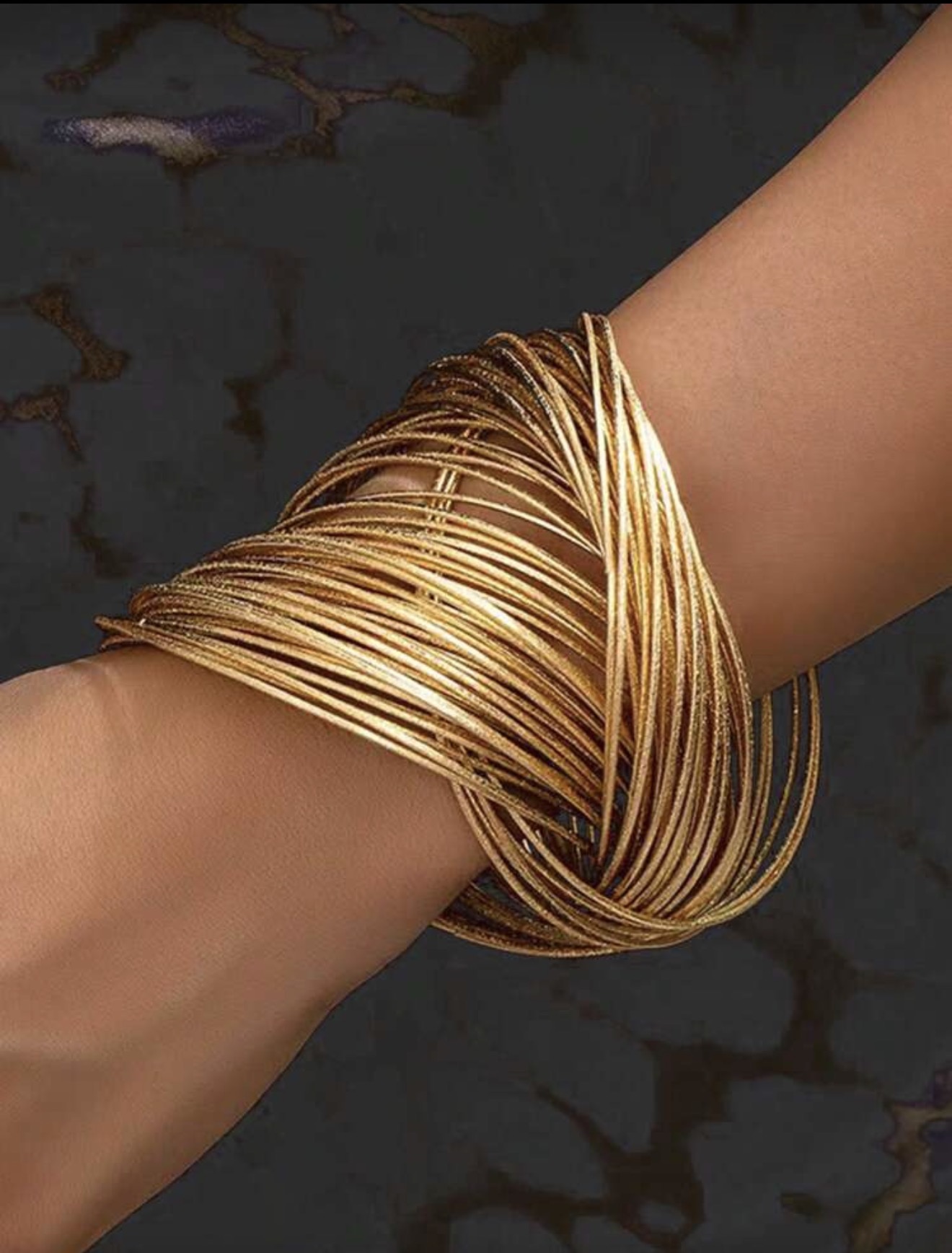 set de 30 pièces a un effet de port légèrement différent